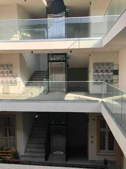Luxury Cozy 2 Bdr Downtown Apt.6 Budapeşte Macaristan