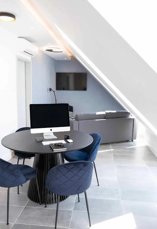 Apartment Luxury Cozy 2 Bdr Downtown Apt.6 Budapest