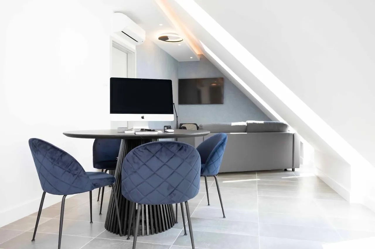 Luxury Cozy 2 Bdr Downtown Apt.6 Budapeşte 0*,