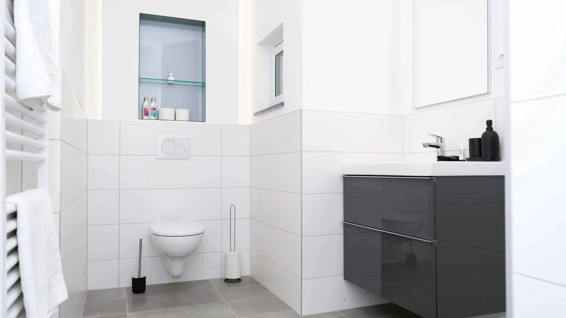 Luxury Cozy 2 Bdr Downtown Apt.6 Budapest 0*,  Hungary