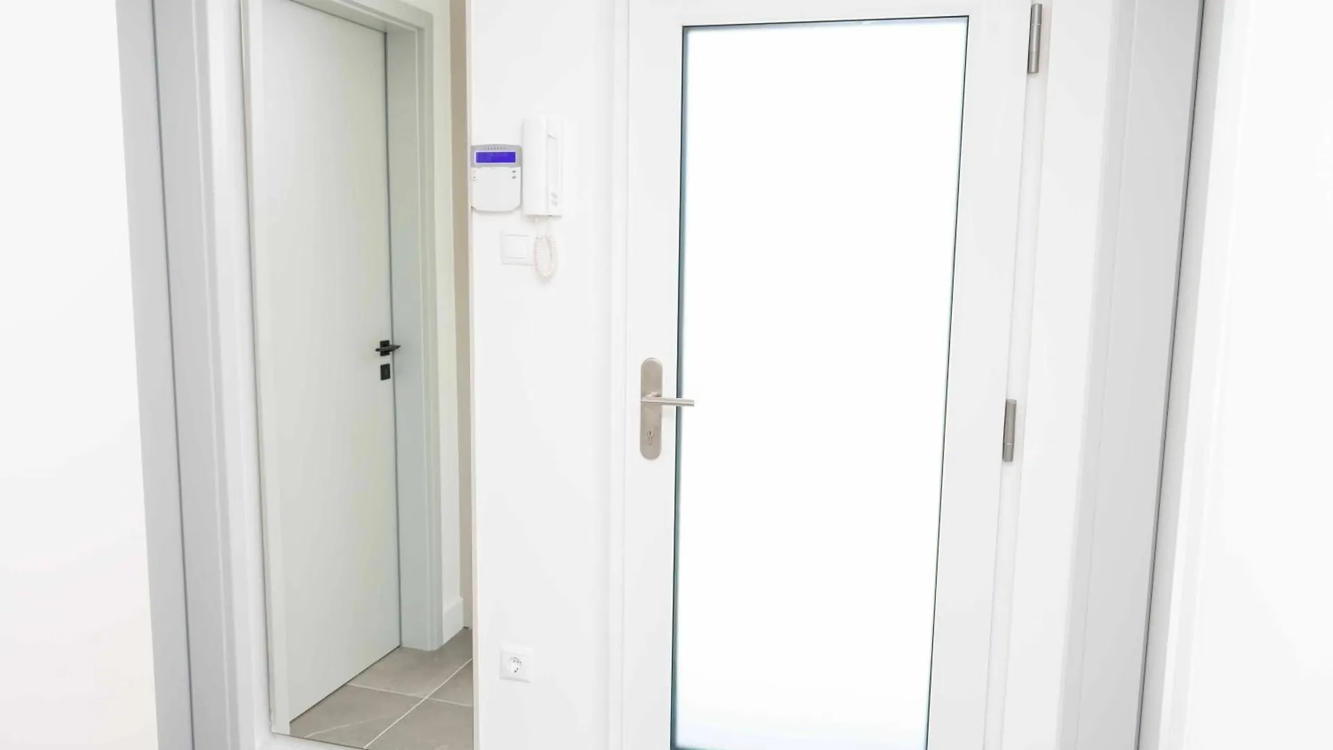 Apartment Luxury Cozy 2 Bdr Downtown Apt.6 Budapest