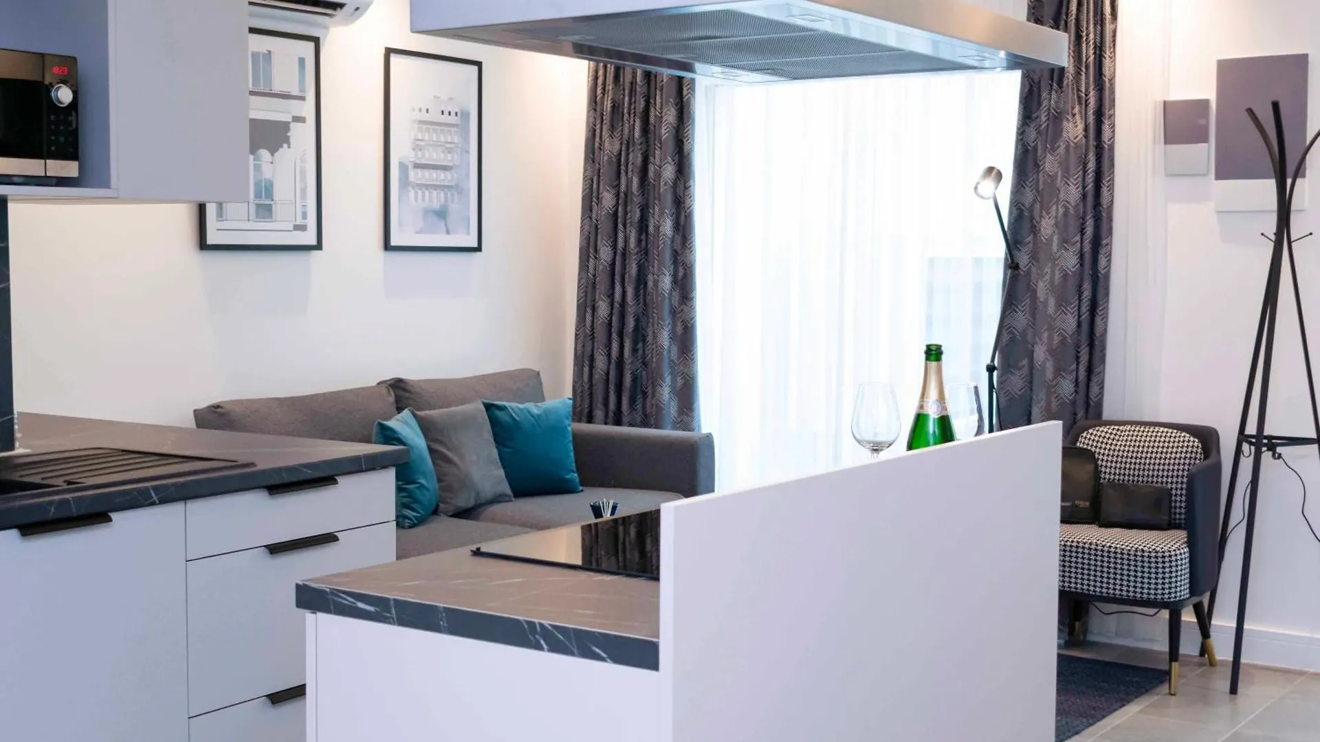 Apartment Luxury Cozy 2 Bdr Downtown Apt.6 Budapest